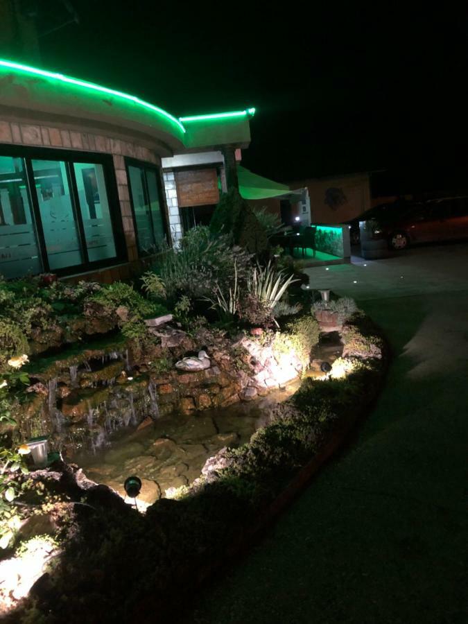 Motel Atos Laktaši Zewnętrze zdjęcie